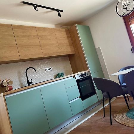 Modern In Center Appartement Žabljak Buitenkant foto
