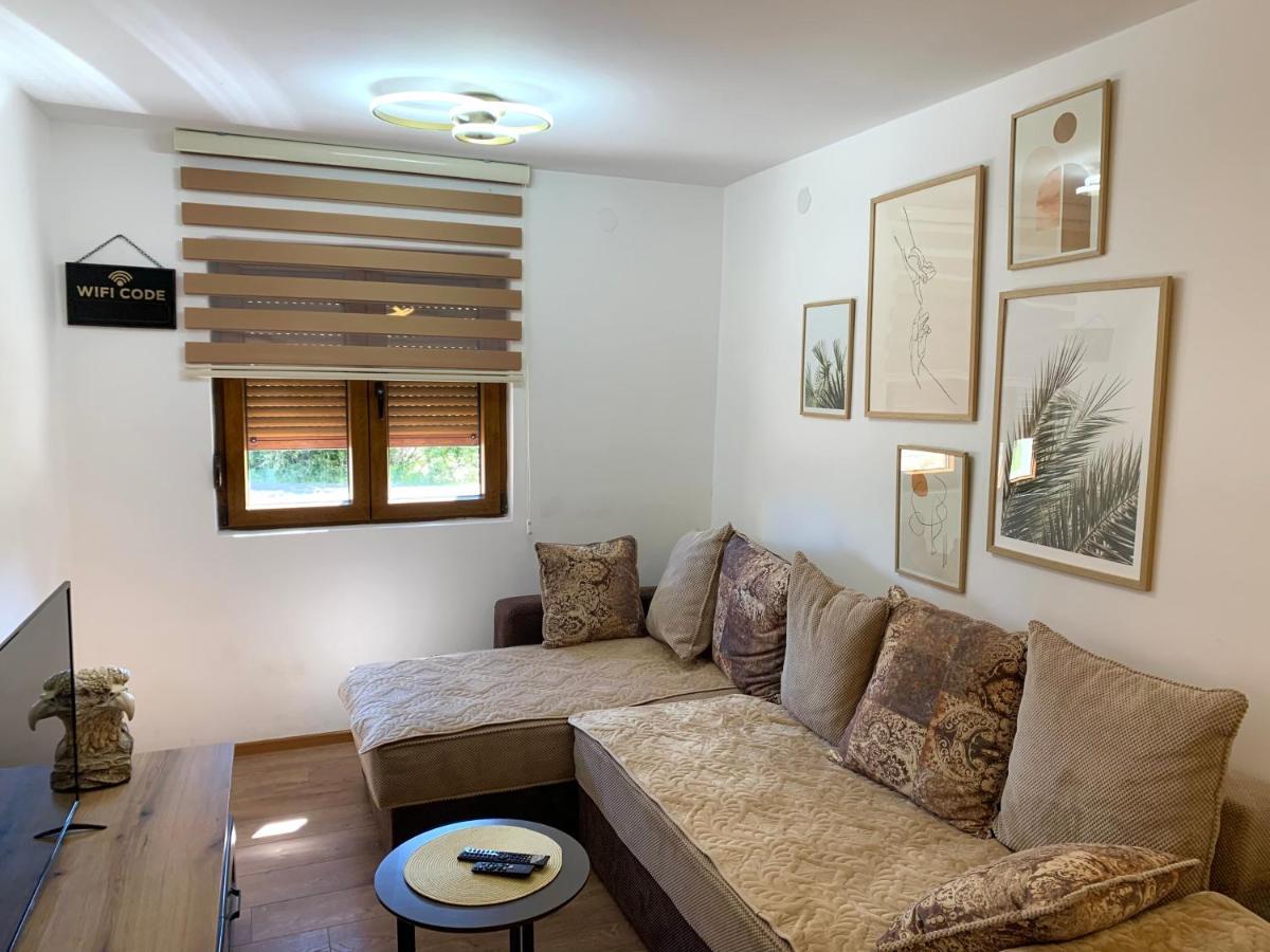 Modern In Center Appartement Žabljak Buitenkant foto